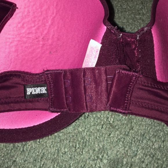 Pink bra - Picture 3 of 7